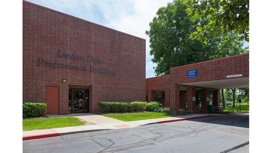 Linden Oaks Hospital 852 South West Street